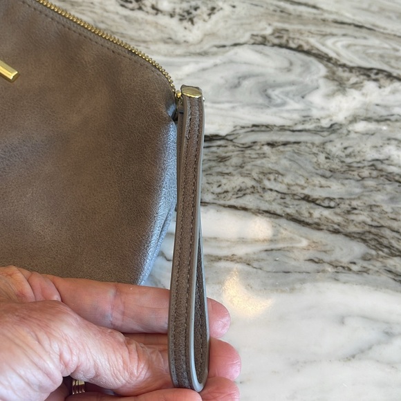 STEVE MADDEN Cosmetic/ Travel Bag/ Zipper/Linned - Picture 7 of 8